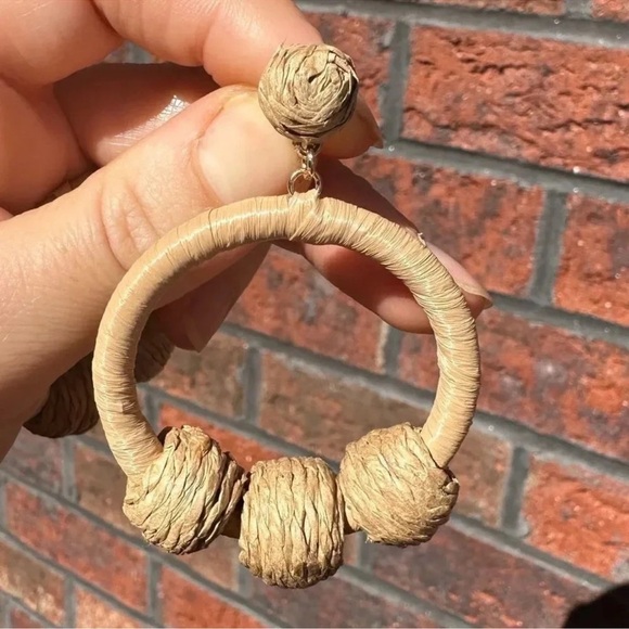 Bohemian Rustic Rattan Earrings - Picture 3 of 5